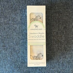 Amazing Baby Newborn Muslin Swaddle